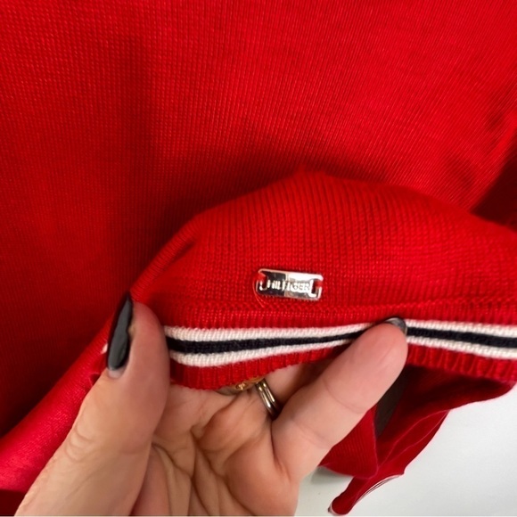 Tommy Hilfiger Bright Red Turtleneck Sweater Navy/White Accents Metal Logo Sz XS - Picture 9 of 14